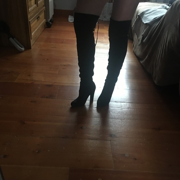 Steve Madden black suede over the knee boot size 7 - Picture 10 of 10